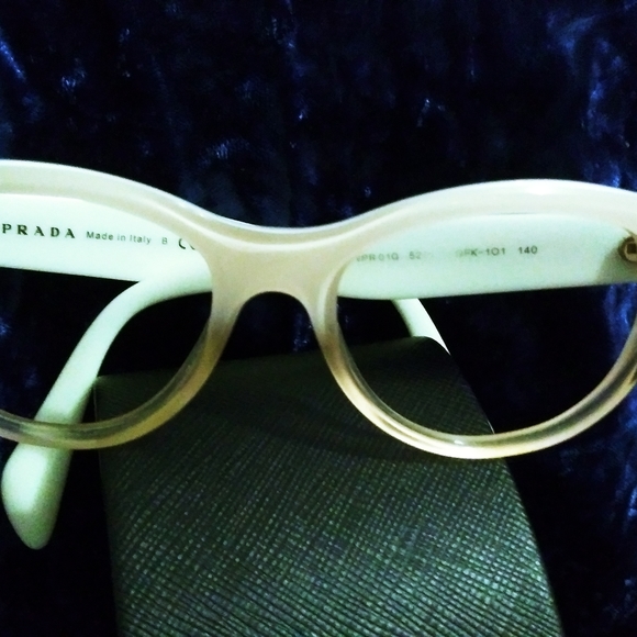 Eyeglass Frames.  With 1 White Prada Case & 1 Black Prada Case, Plus clean Cloth - Picture 4 of 4